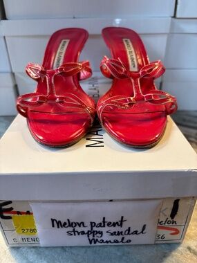 Manolo Blahnik heeled strapped sandals in strawberry